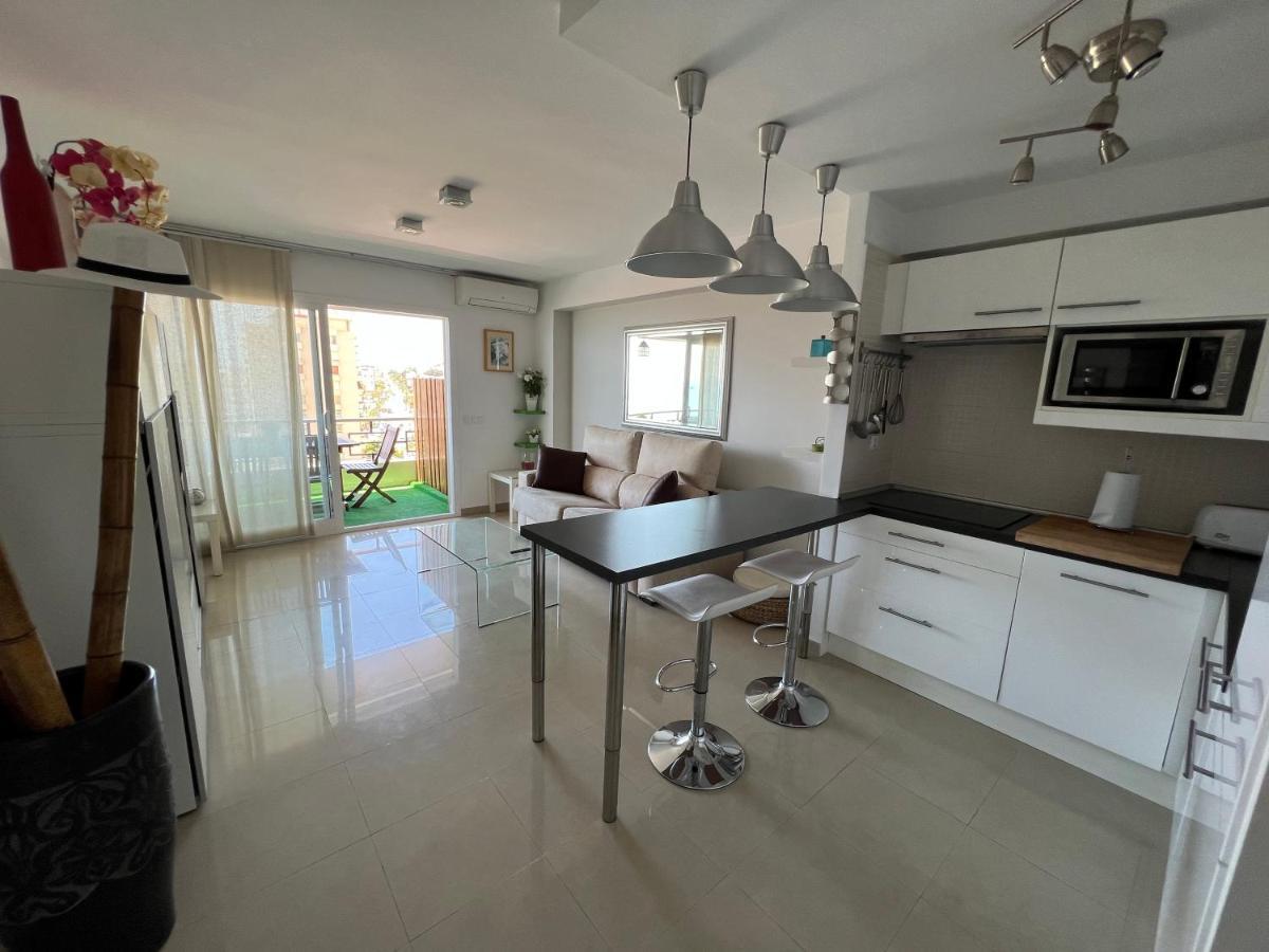 Apartamento Carihuela Torremolinos Bagian luar foto