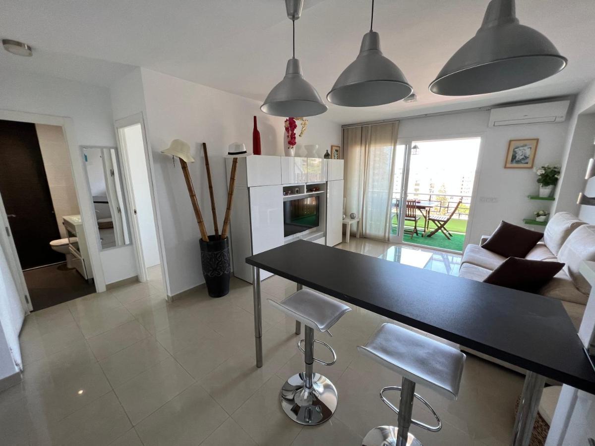 Apartamento Carihuela Torremolinos Bagian luar foto