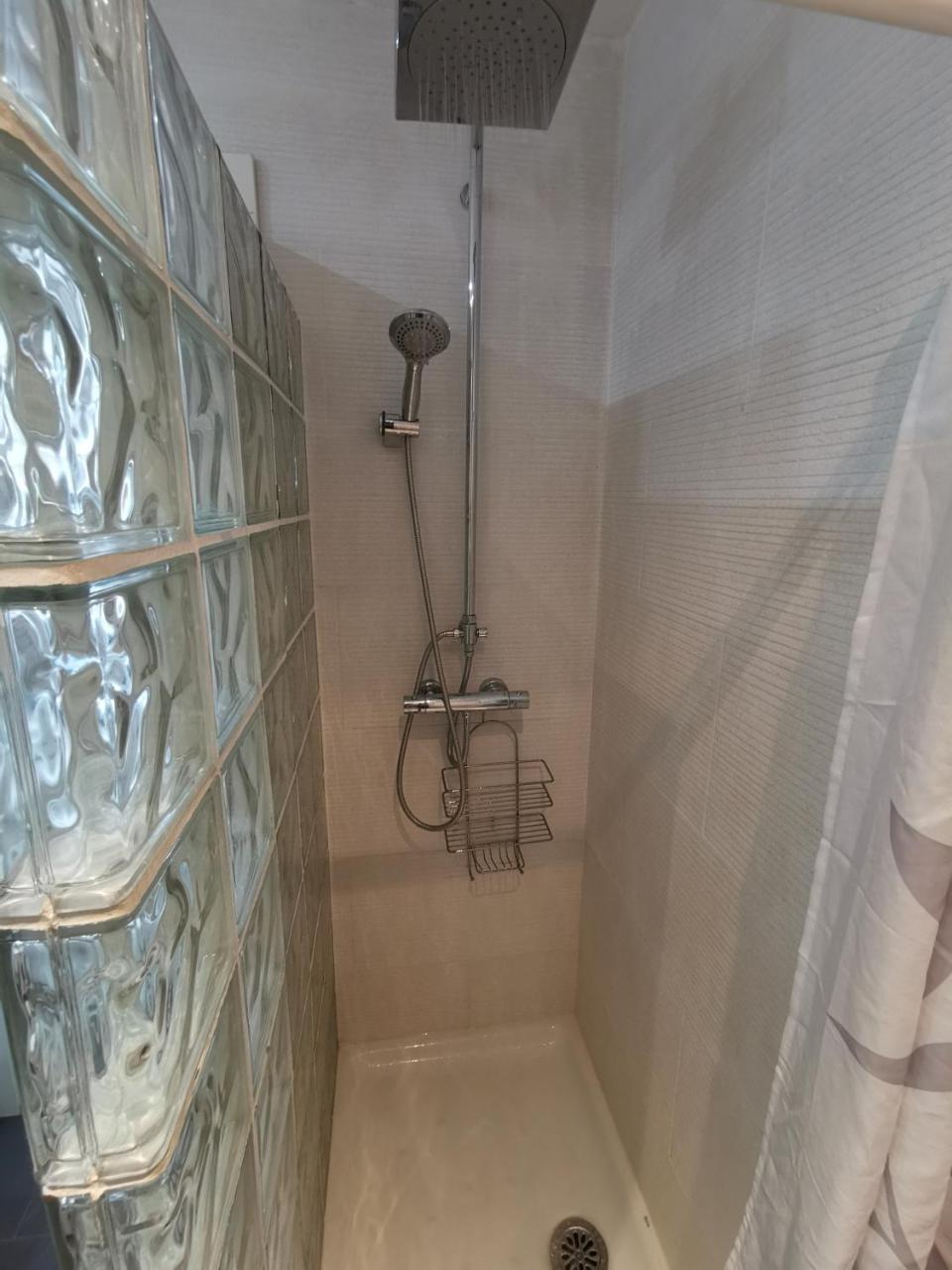Apartamento Carihuela Torremolinos Bagian luar foto